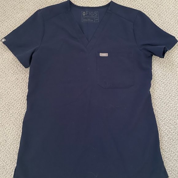 Figs Tops - Figs catarina one pocket scrub top navy